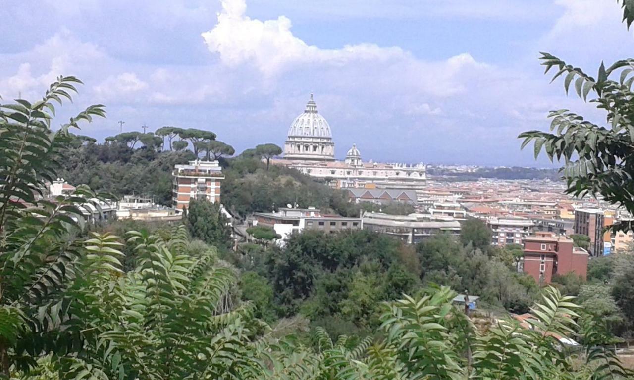 Vebis Guesthouse Rome Bagian luar foto